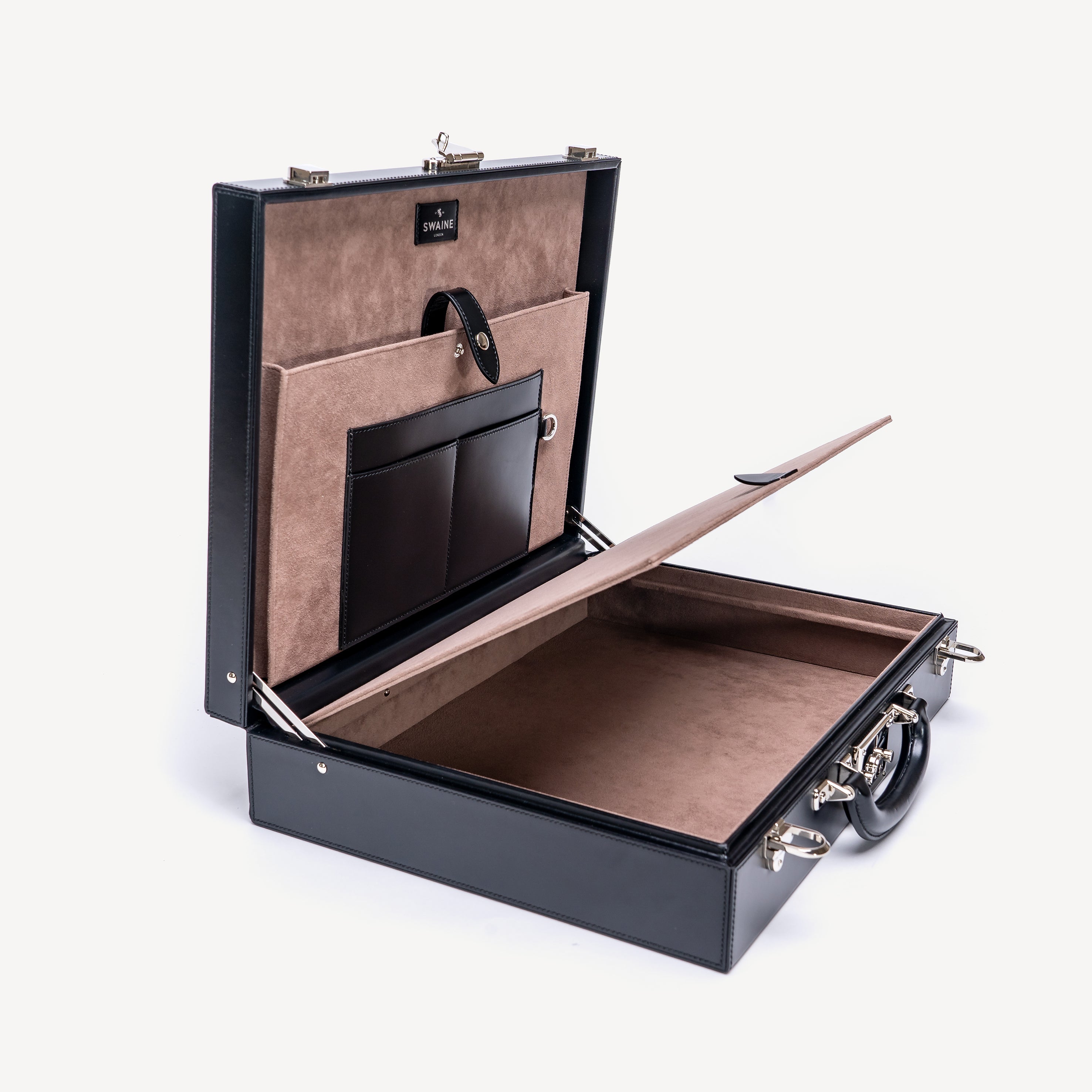 New Bond Attaché