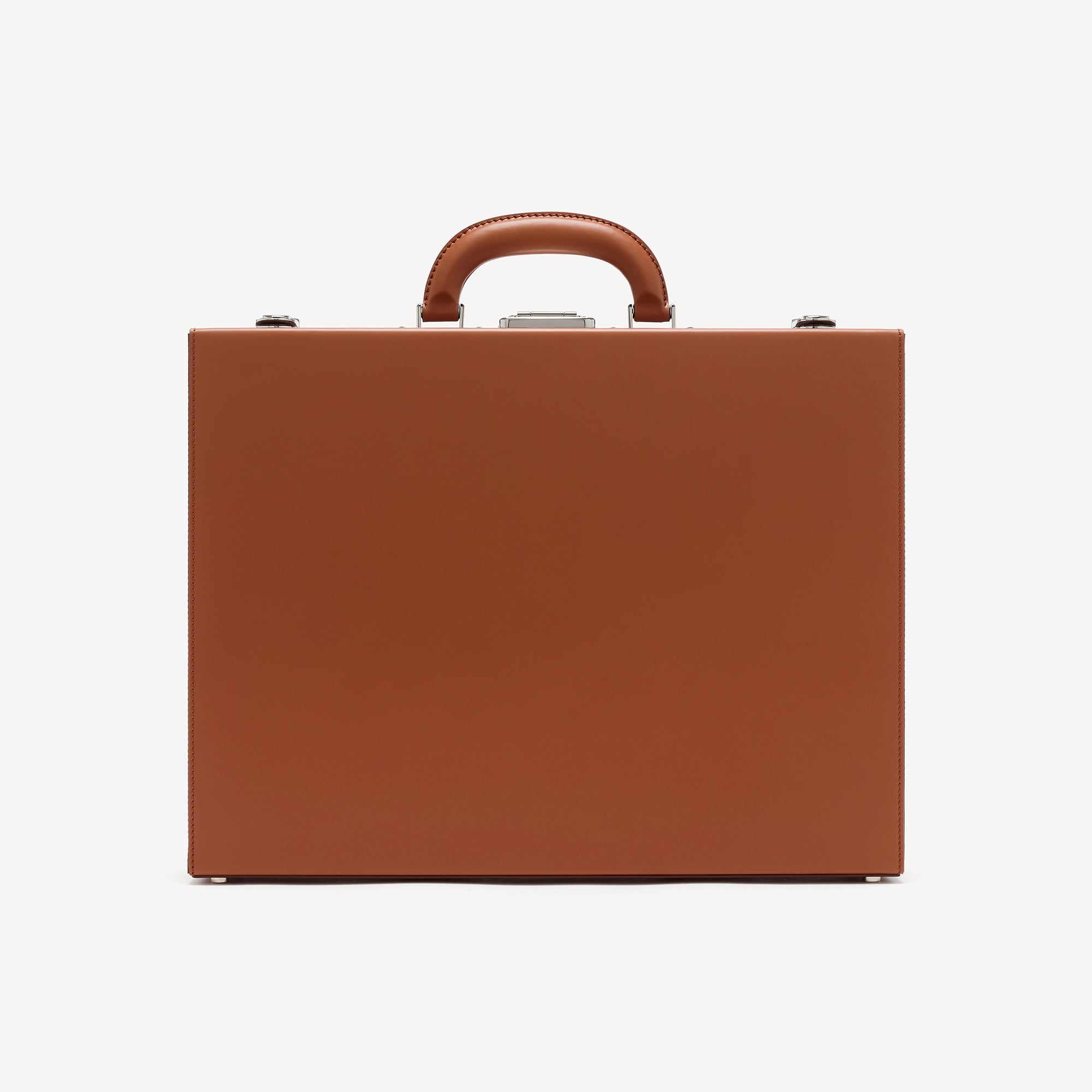New Bond Attaché