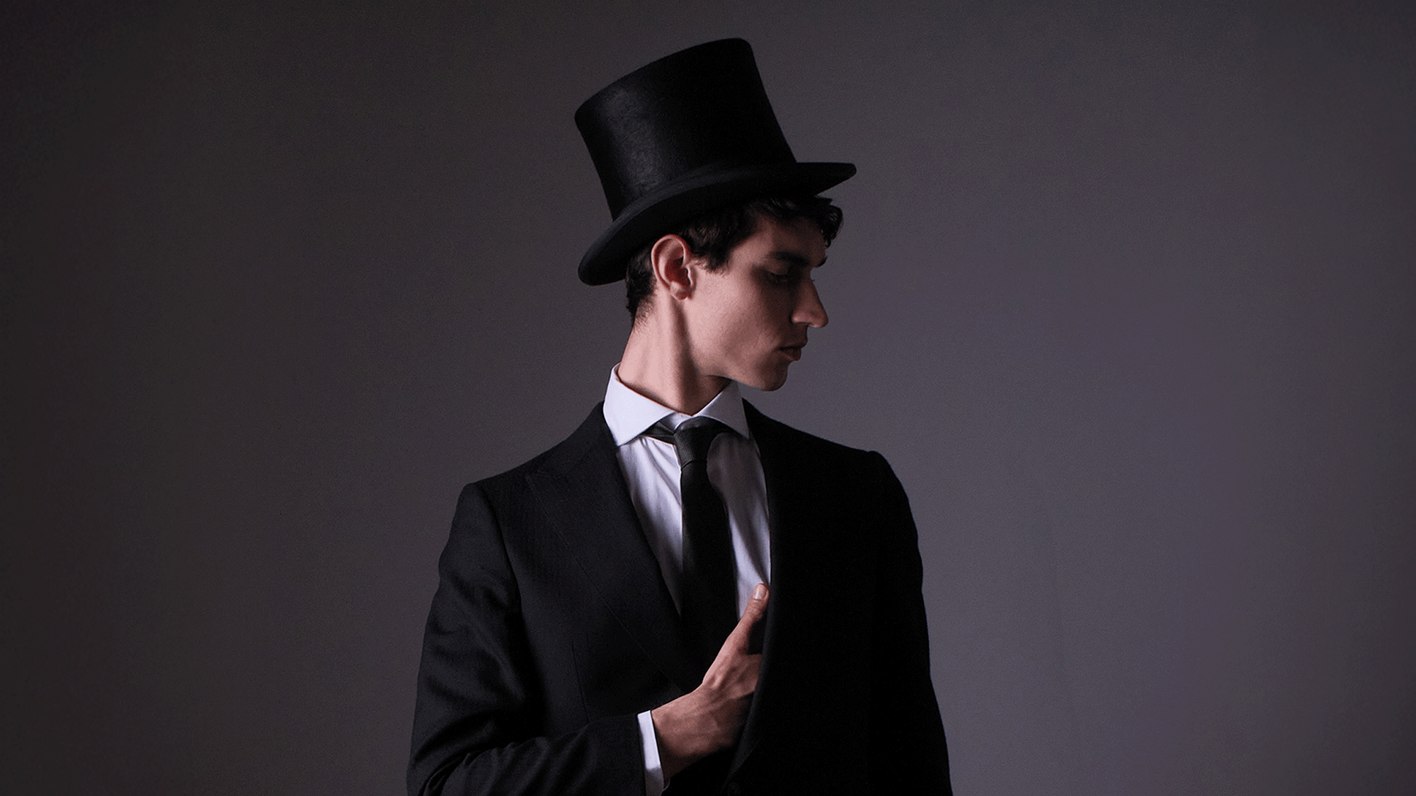 The Social Code of the Hat