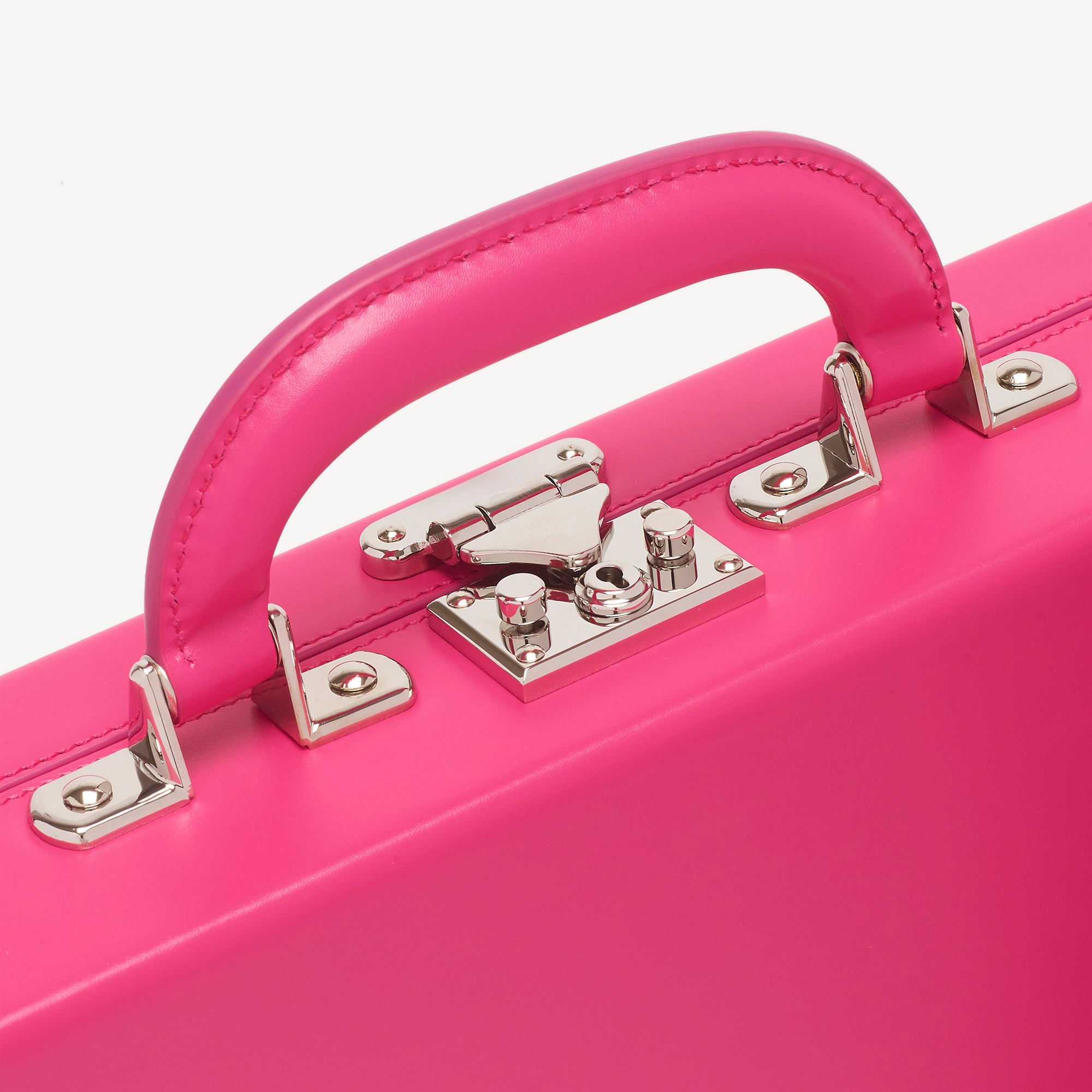 クロスボディバッグ - ブライトピンク - スウェイングループ株式会社