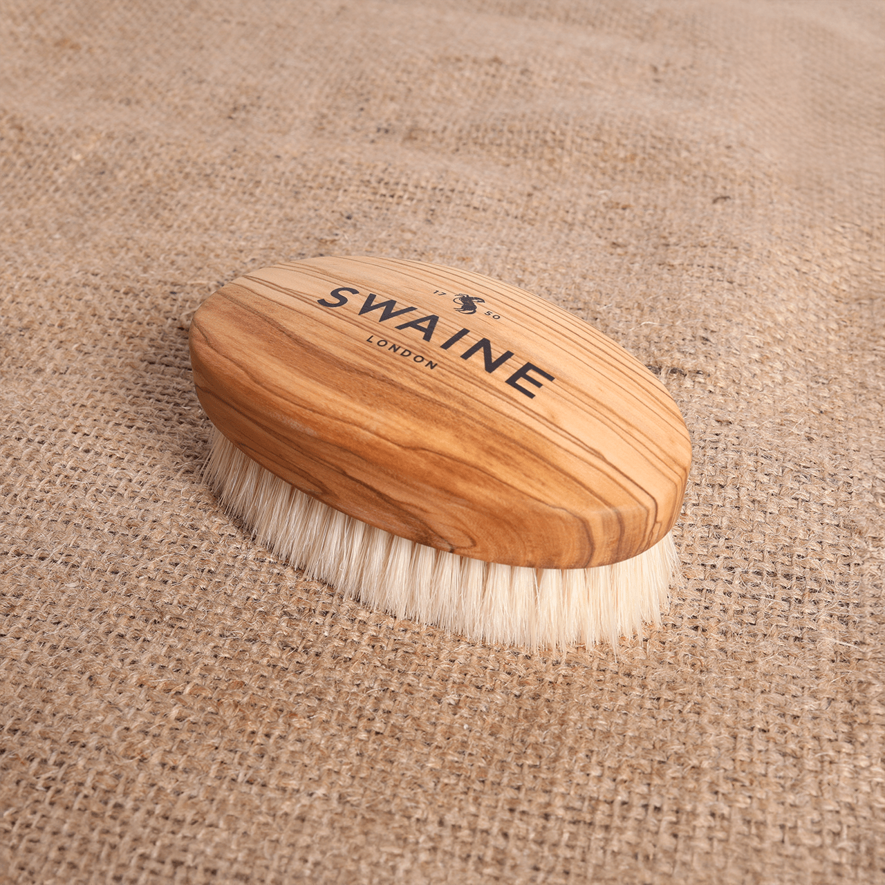 HORSE GROOMING BRUSH – BODY - Swaine Group Ltd