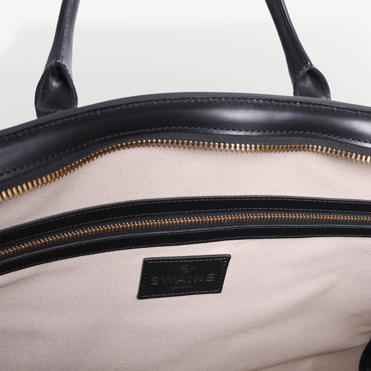 Pullman Holdall 20" - Swaine Group Ltd