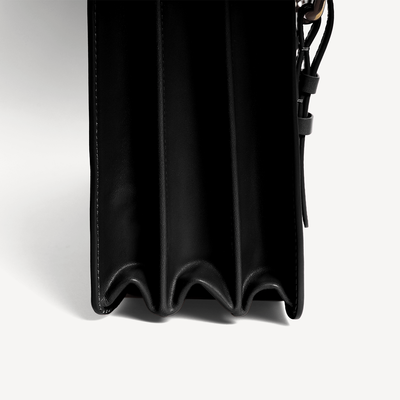 Westminster 3 - Black - Swaine Group Ltd