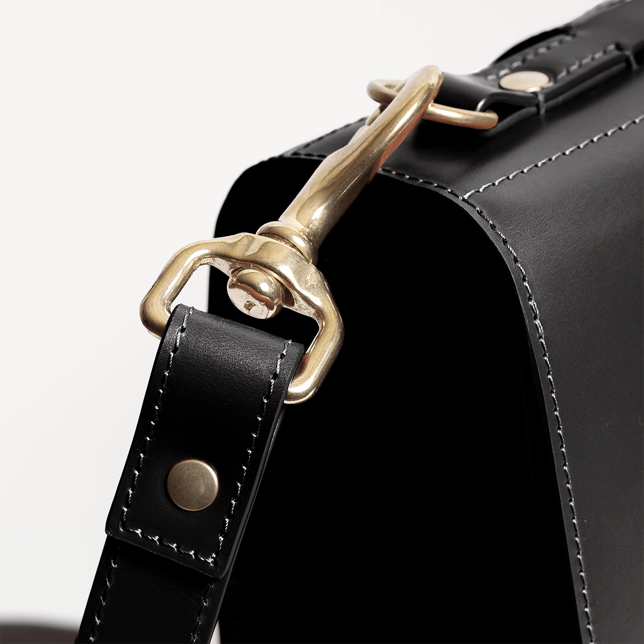 Westminster 3 - Black - Swaine Group Ltd