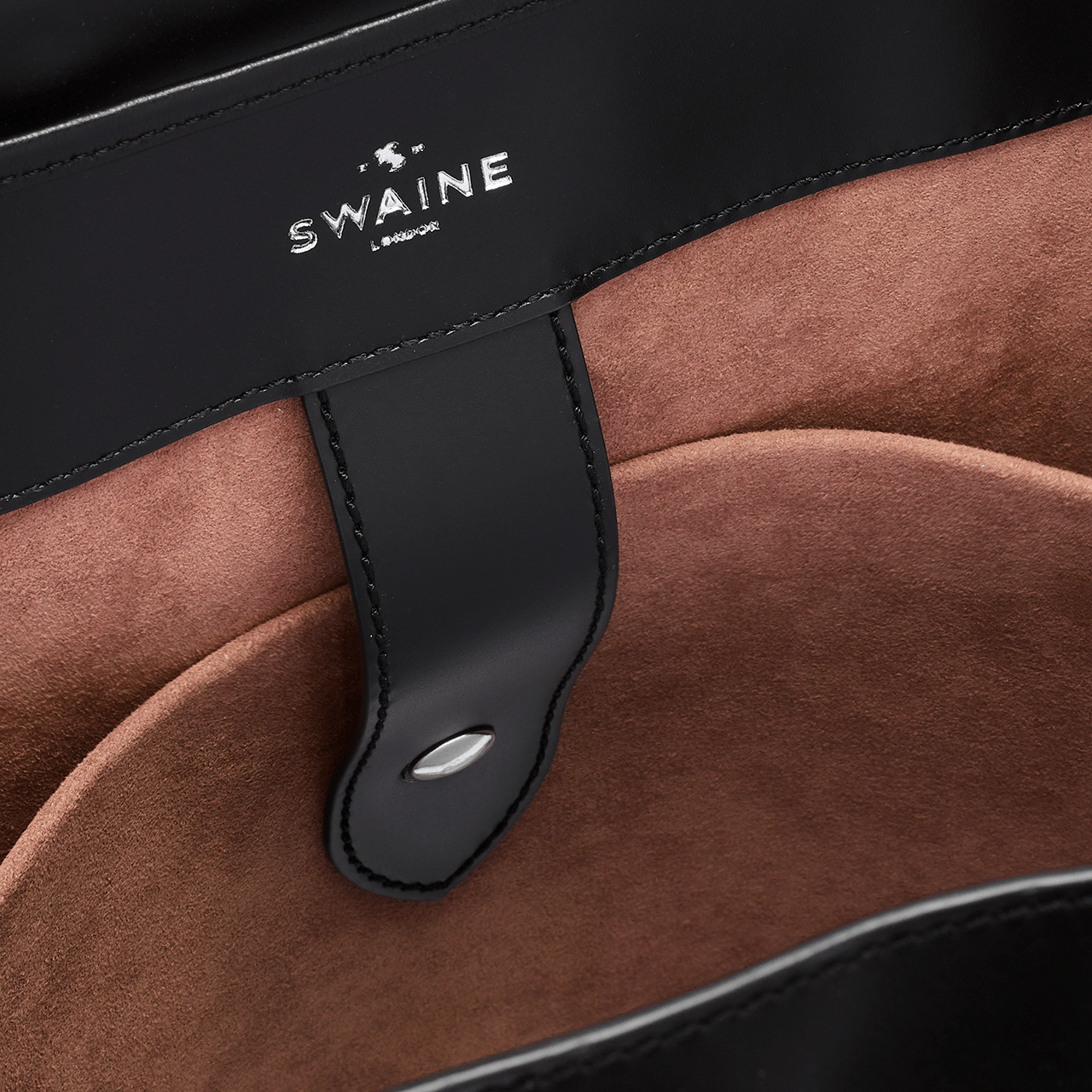 Indy - Black - Swaine