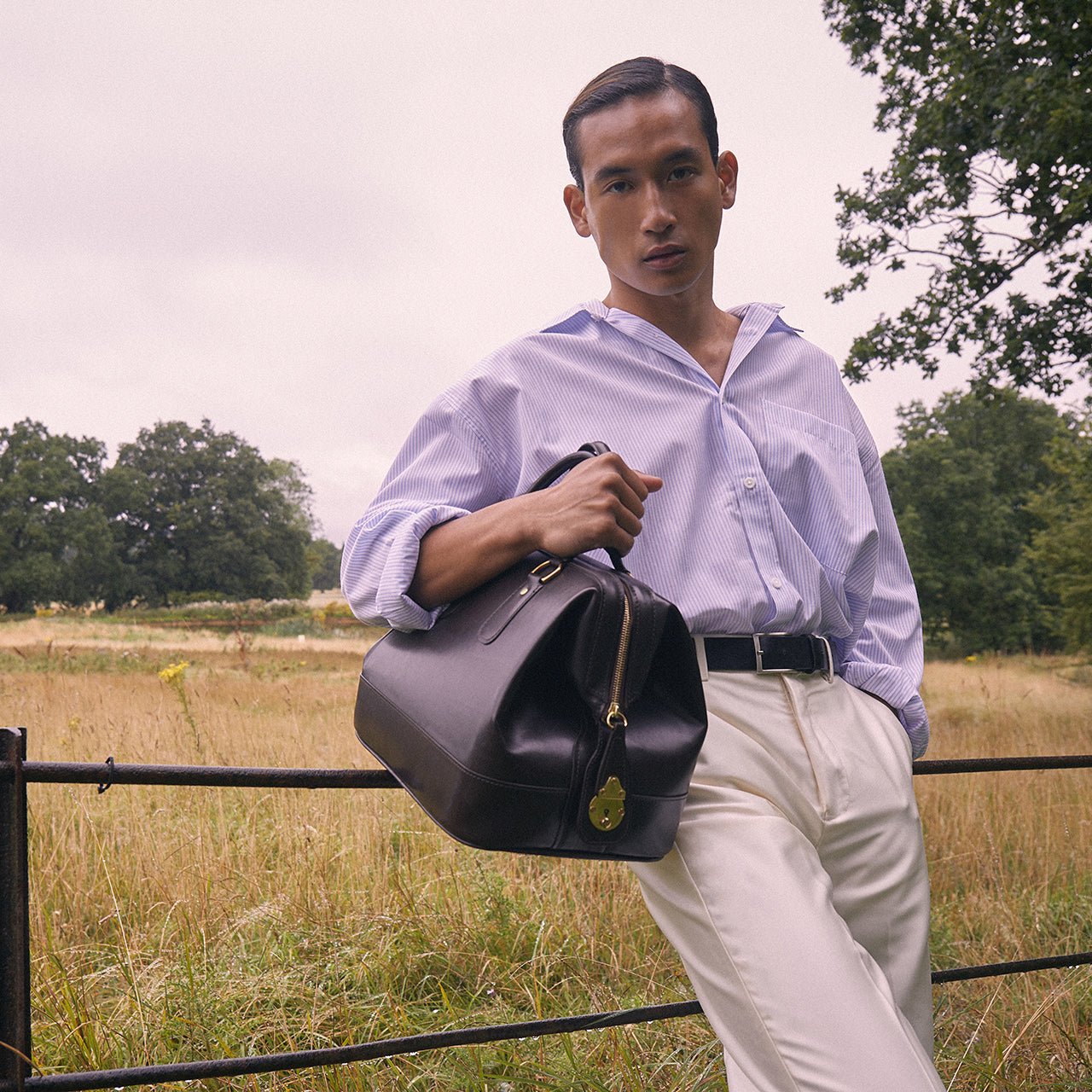 Cambridge leather weekend bag